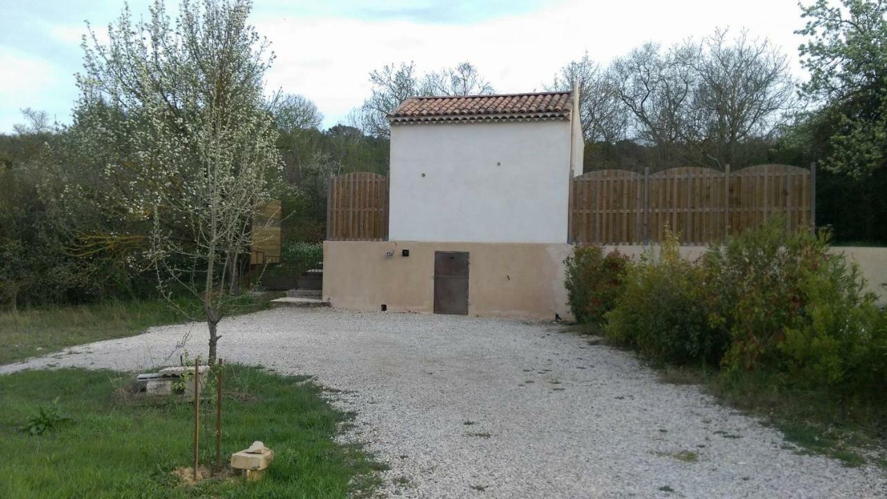 Spa Cabanon De Charme - Le Garagai Meyreuil Exterior photo
